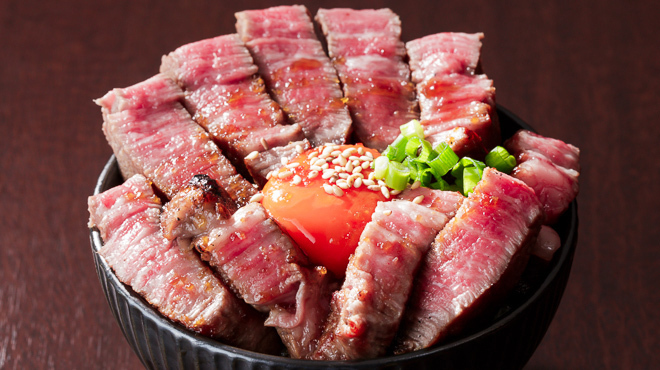 肉うまい、米ヤバい。もう止まんない🍚🥩
